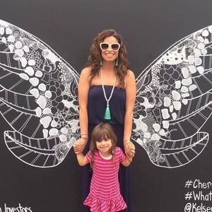 Meet your Posher, Gena